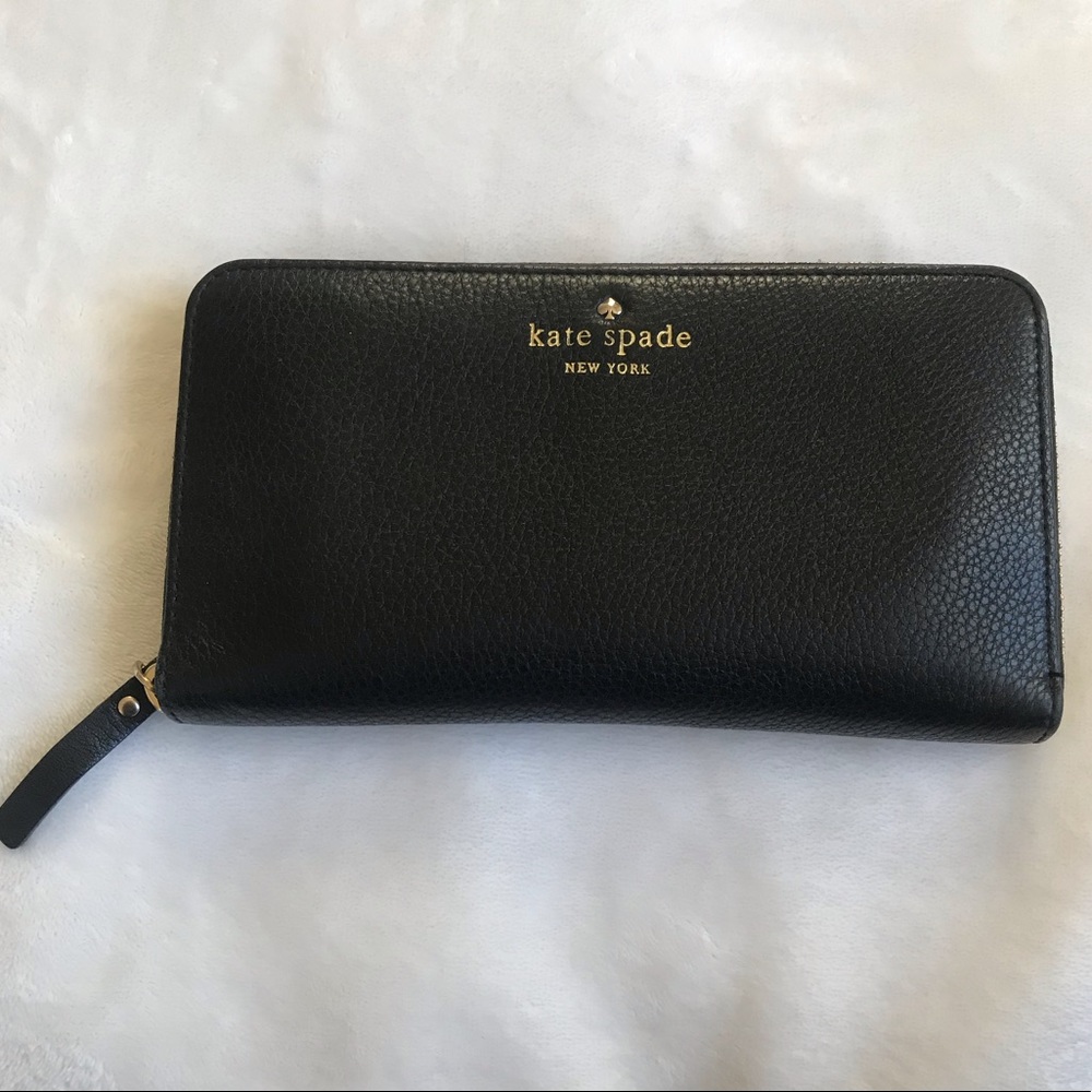 Kate Spade Wallet ♠️